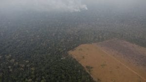 108467608 hi055968282 300x169 - #ImazonNaMídia: Locais com mais queimadas também tiveram mais desmatamento, diz estudo (BBC Brasil)